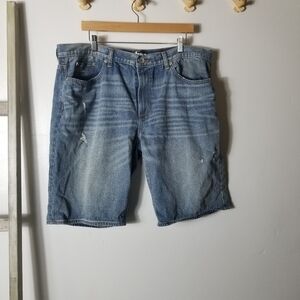 URBAN MEN'S DISTRESSED JEAN SHORTS SIZE 40